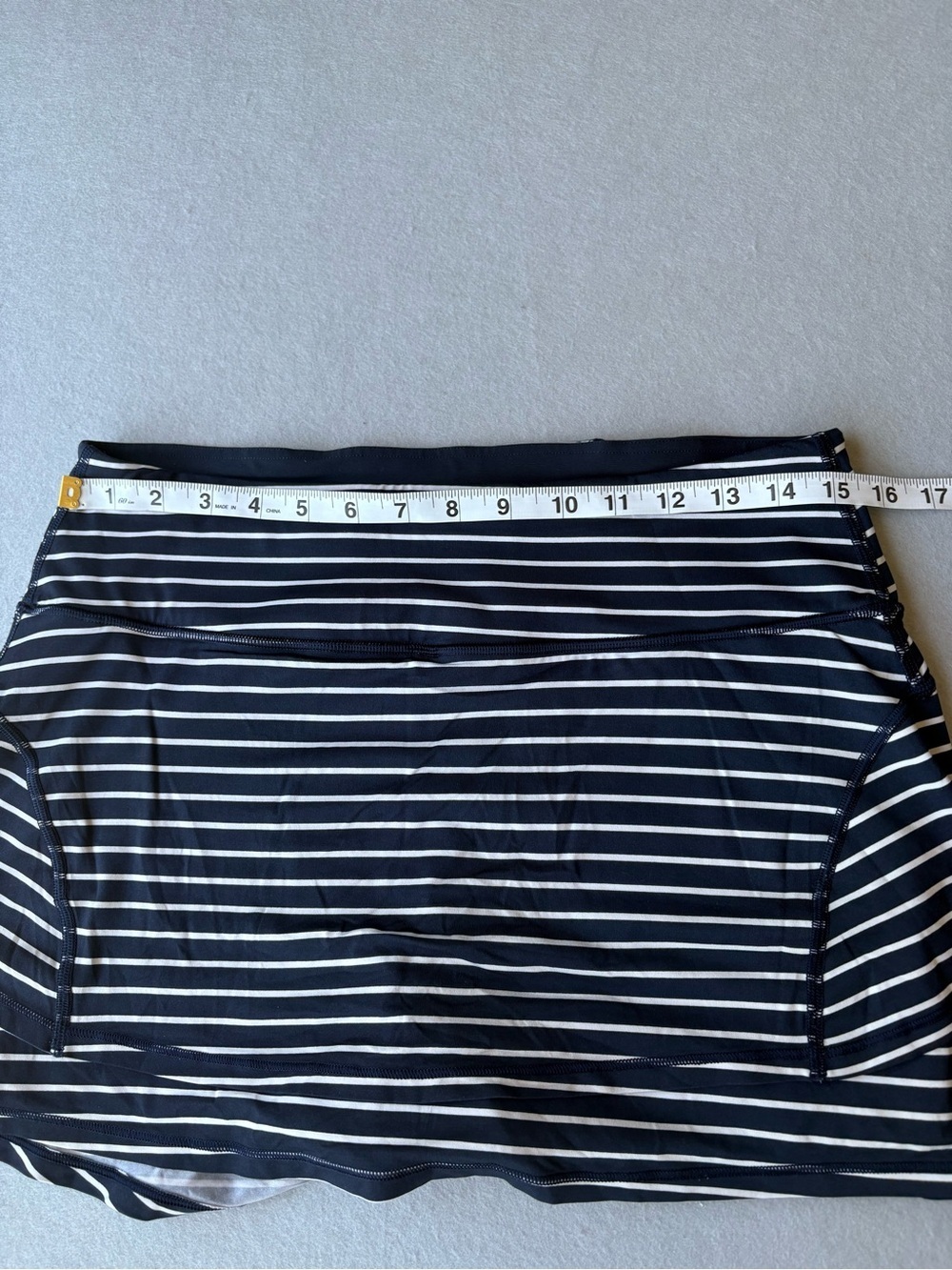 Athleta Stripe Stealth Skort Navy Blue and White Sz M Pickleball Tennis - Picture 6 of 7